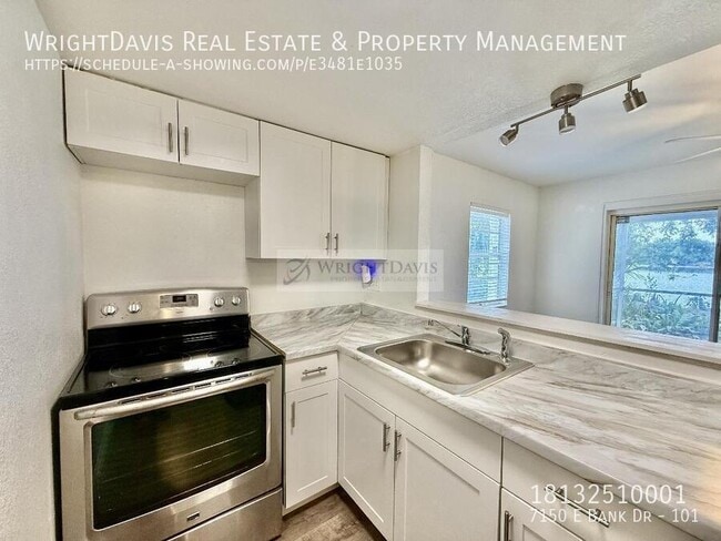 Building Photo - 7150 E Bank Dr