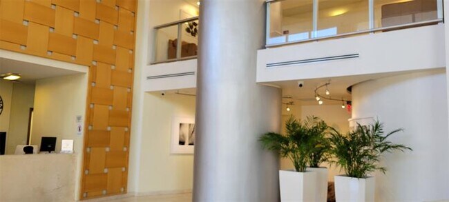Building Photo - 2080 S Ocean Dr