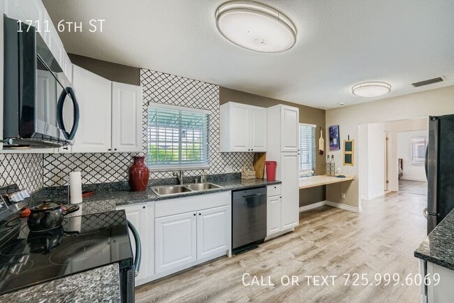 Building Photo - 1711 S 6th St