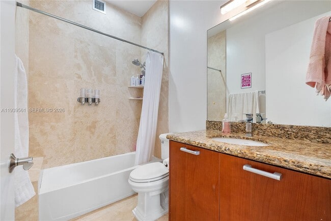 Building Photo - 3266 NE 15th St