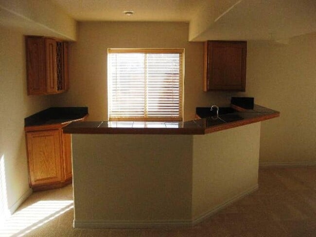 Building Photo - 2075 Rockhurst Blvd