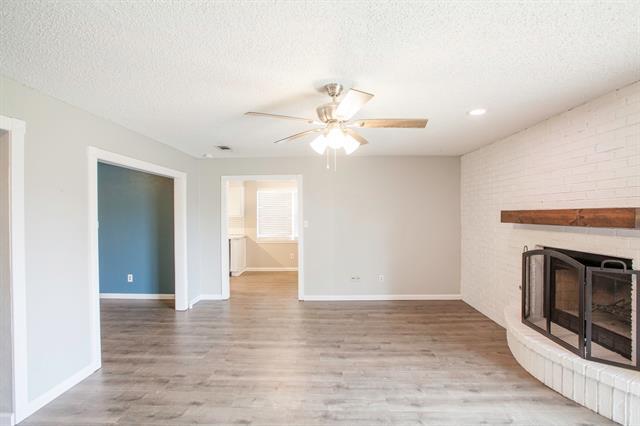 Building Photo - 1535 Rocky Point Dr