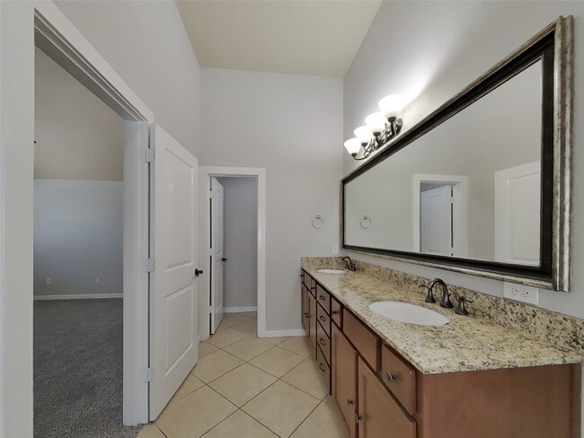 Building Photo - 1819 Jara Court
