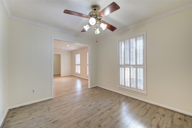 Building Photo - 5810 Boyce Springs Dr