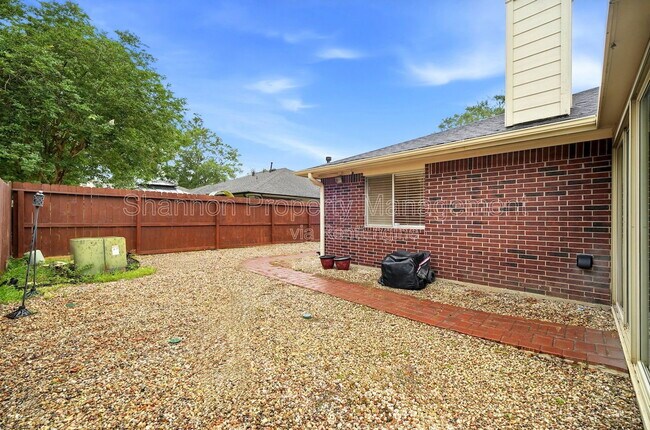 Building Photo - 3814 Apple Hollow Ln