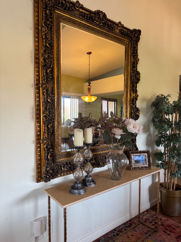 Building Photo - 2194 N Pantano Rd