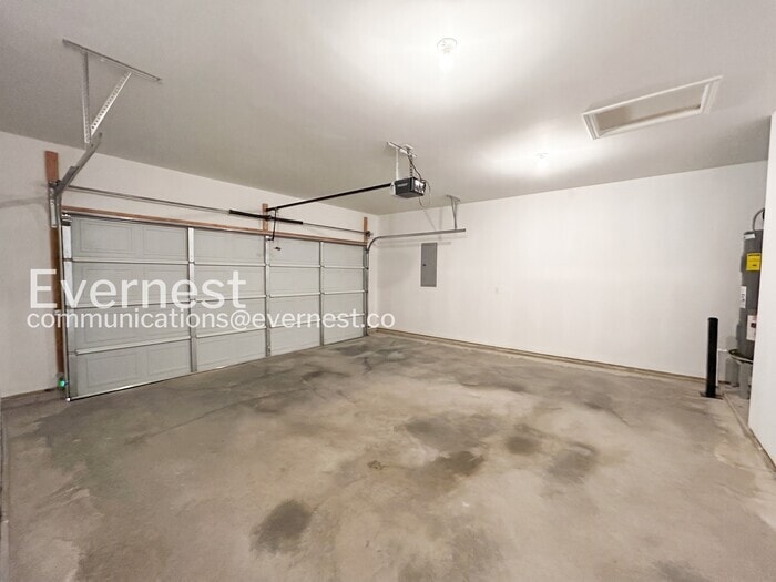 Building Photo - 1307 Ventura Ln