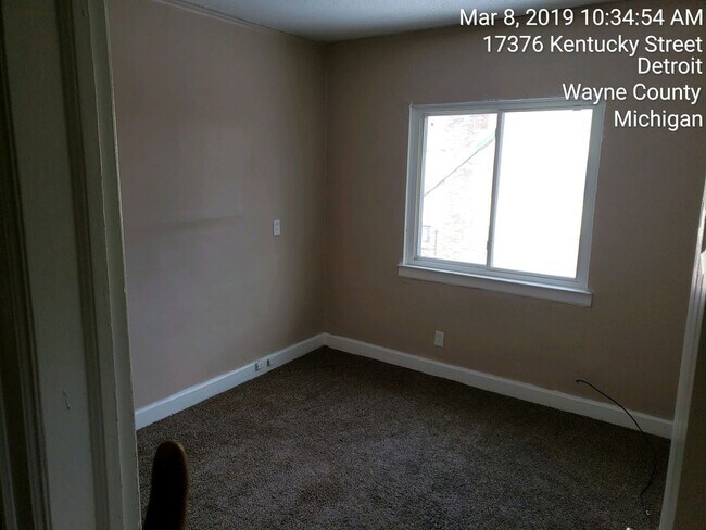 Building Photo - 17376 Kentucky St