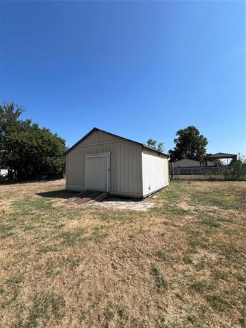 Building Photo - 310 Janis Ln