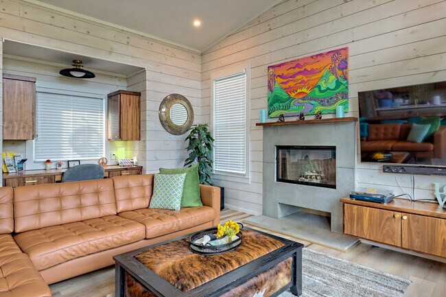 Building Photo - 122 Cannon St