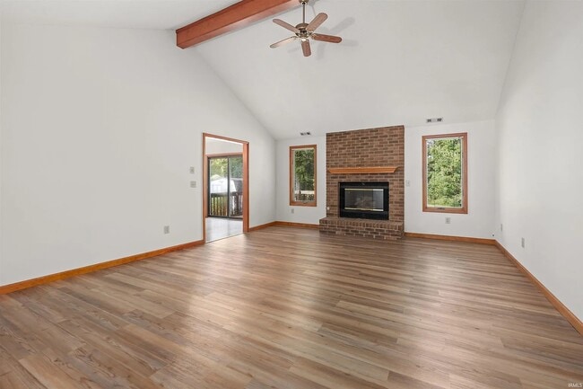 Building Photo - 8115 Calera Dr