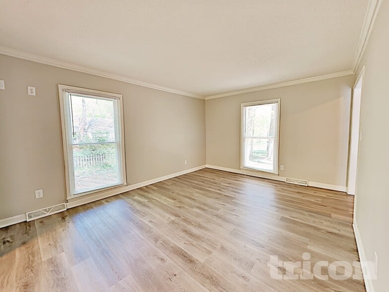 Building Photo - 2211 Cannonade Ct