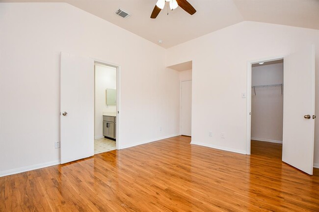 Building Photo - 16323 Woma Ct