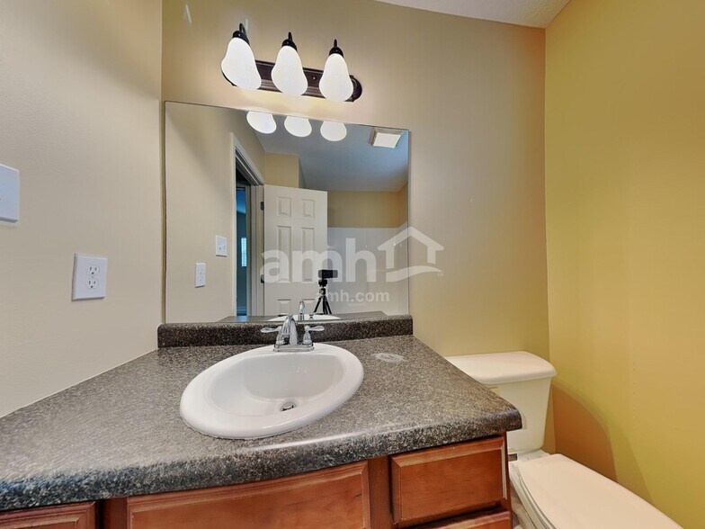 Building Photo - 1220 Swan Pond Ln