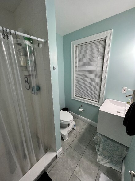 Building Photo - 14 Trenton St