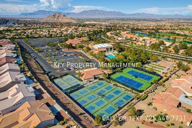 Building Photo - 2240 Sun Cliffs St