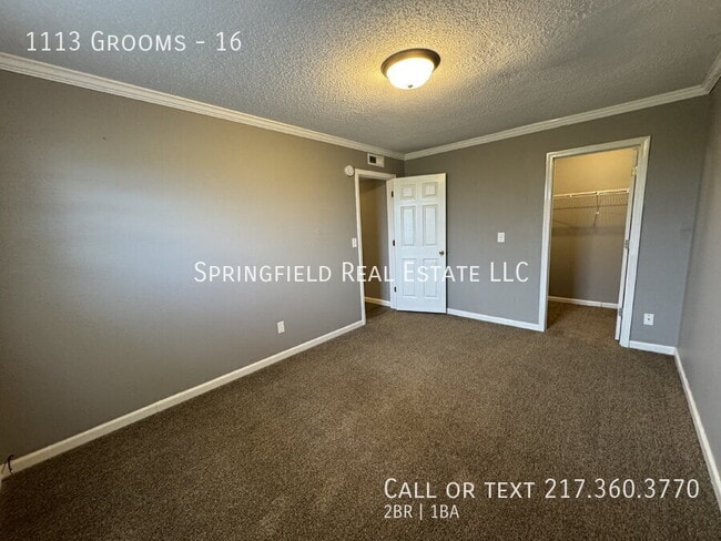 Building Photo - 1113 Grooms-16