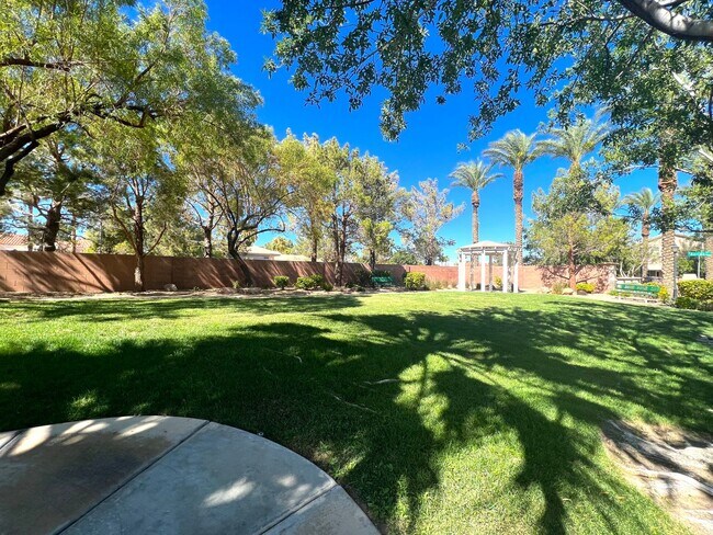 Building Photo - 7043 Somera Way