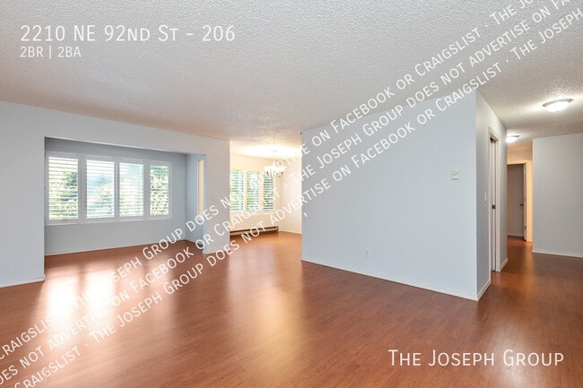 Building Photo - 2210 NE 92nd St