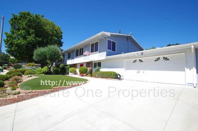 Building Photo - 5827 Fairhaven Ave