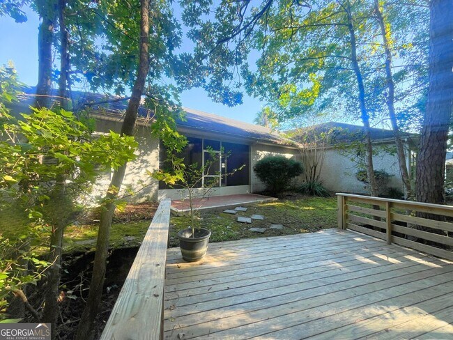 Building Photo - 107 Kathryne Bailey Dr