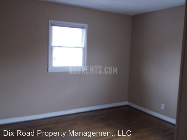 Building Photo - 3 br, 1 bath House - 631 Blackburn Avenue,