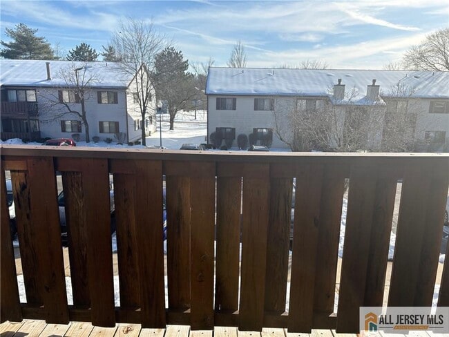 Building Photo - 802 Lindsey Ct