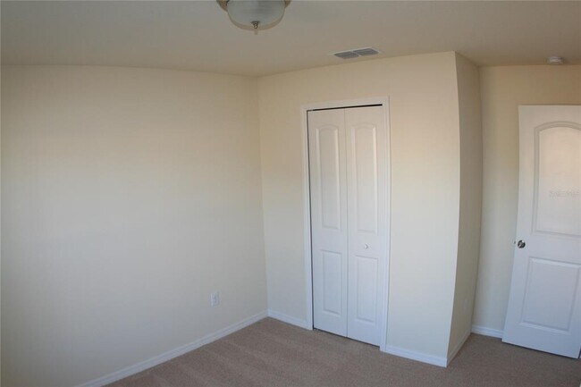 Building Photo - 4362 High Ridge Ave