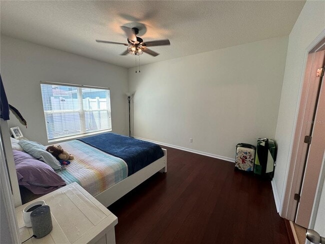 Building Photo - 525 Waterside Pointe Dr