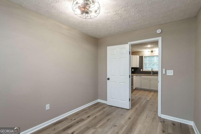 Building Photo - 3080 Meadow Trail