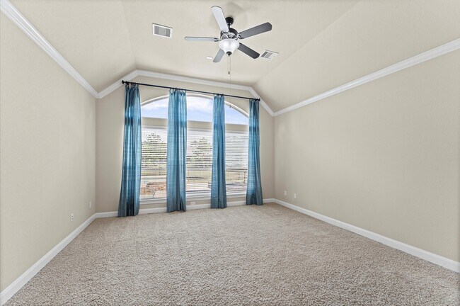 Building Photo - 10 Cayuga Pond Ct