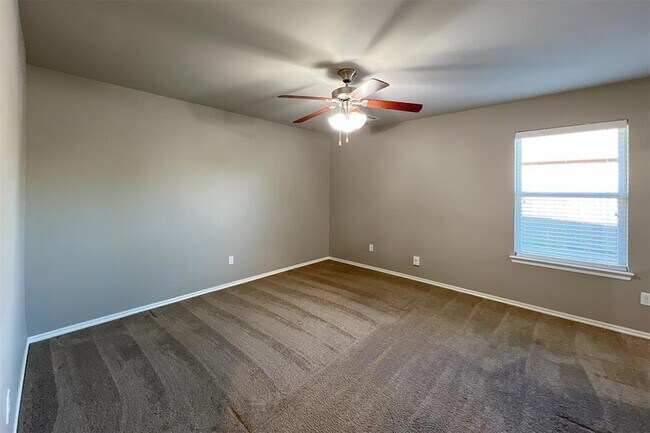 Building Photo - 7804 Bennie Terrace