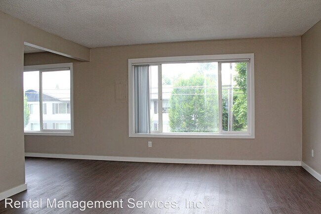 Building Photo - 9222 N Lombard St