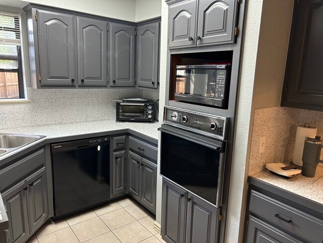 New dishwasher - 921 Century Dr