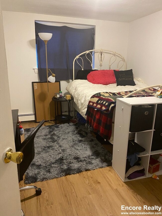 Building Photo - 63 Selkirk Rd