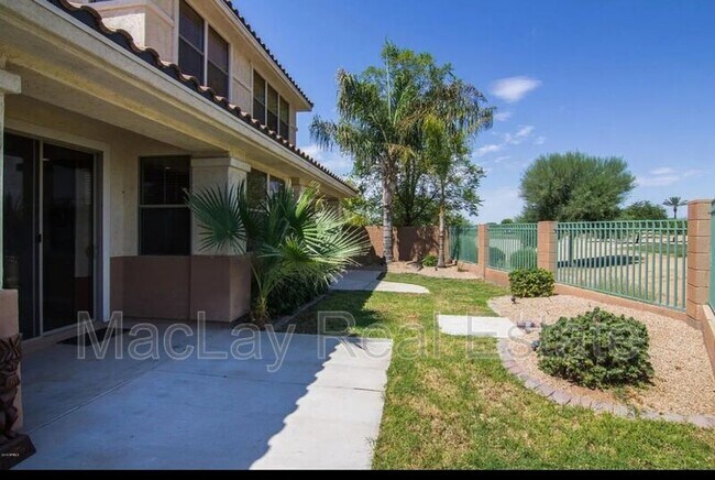Building Photo - 2290 N 135th Dr