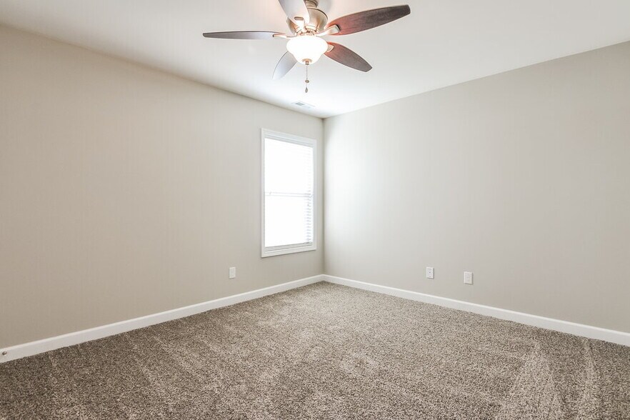 Building Photo - 408 McCarthy Dr