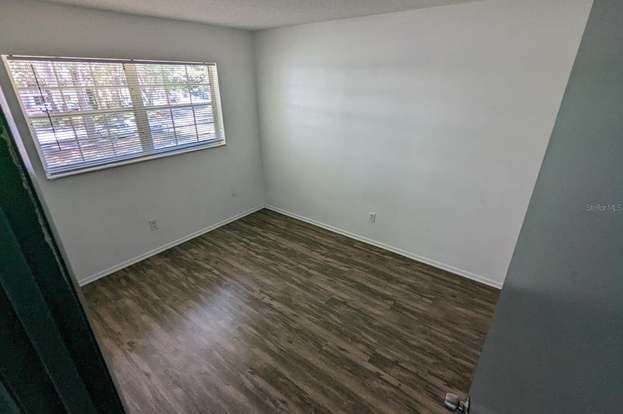 Building Photo - 571 Midway Track