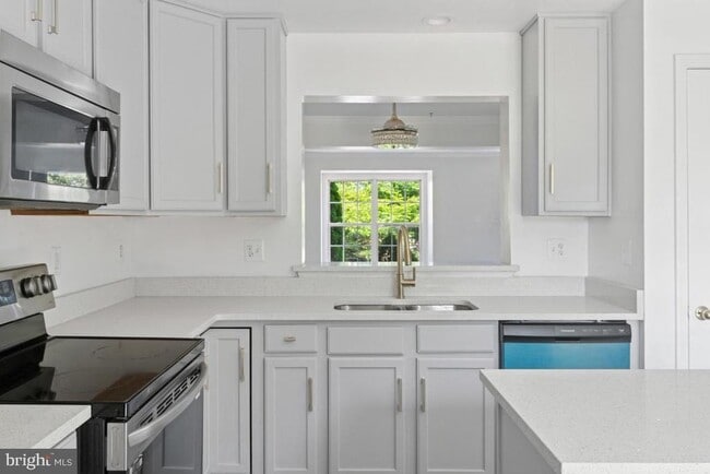 Building Photo - 1109 Pomelo Ct