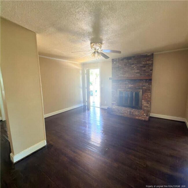Building Photo - 207 Willborough Ave