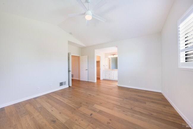 Building Photo - 1100 Princeton Dr