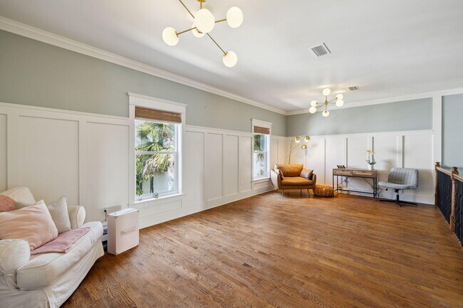 Building Photo - 38 White Cliffs Blvd