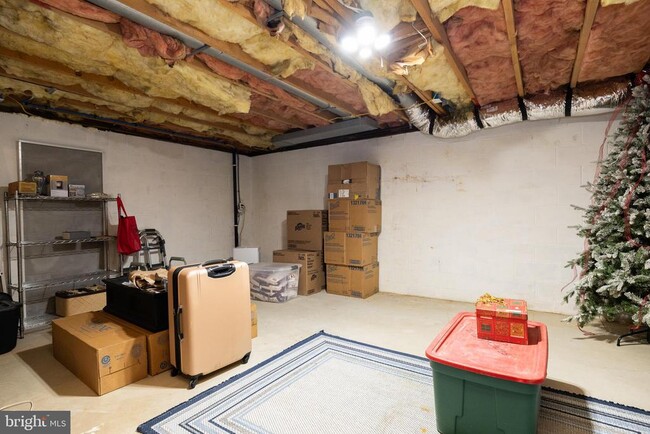 Building Photo - 937 Magnolia Rd