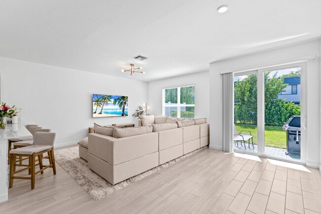 Building Photo - 4341 Pond Lily Ln