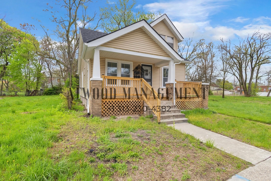 Building Photo - This beautifully updated 3-bedroom, 1-bath single-family home is ready for move-in!