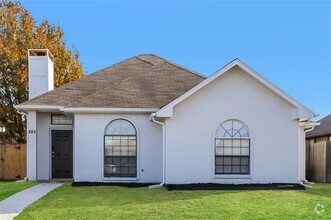 Building Photo - 885 Keeneland Ct