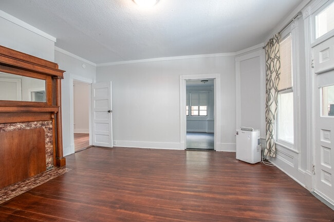 Building Photo - 330 S Woodland Blvd
