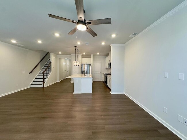 Building Photo - 1856 Alpine Summer Ln