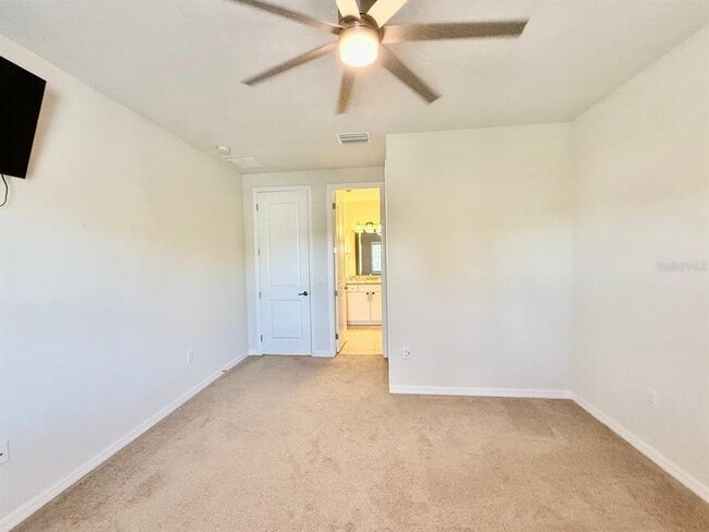 Building Photo - 18824 Birchwood Groves Dr