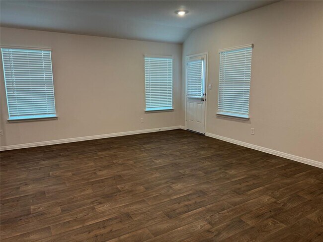 Building Photo - 20200 Merkley Rd